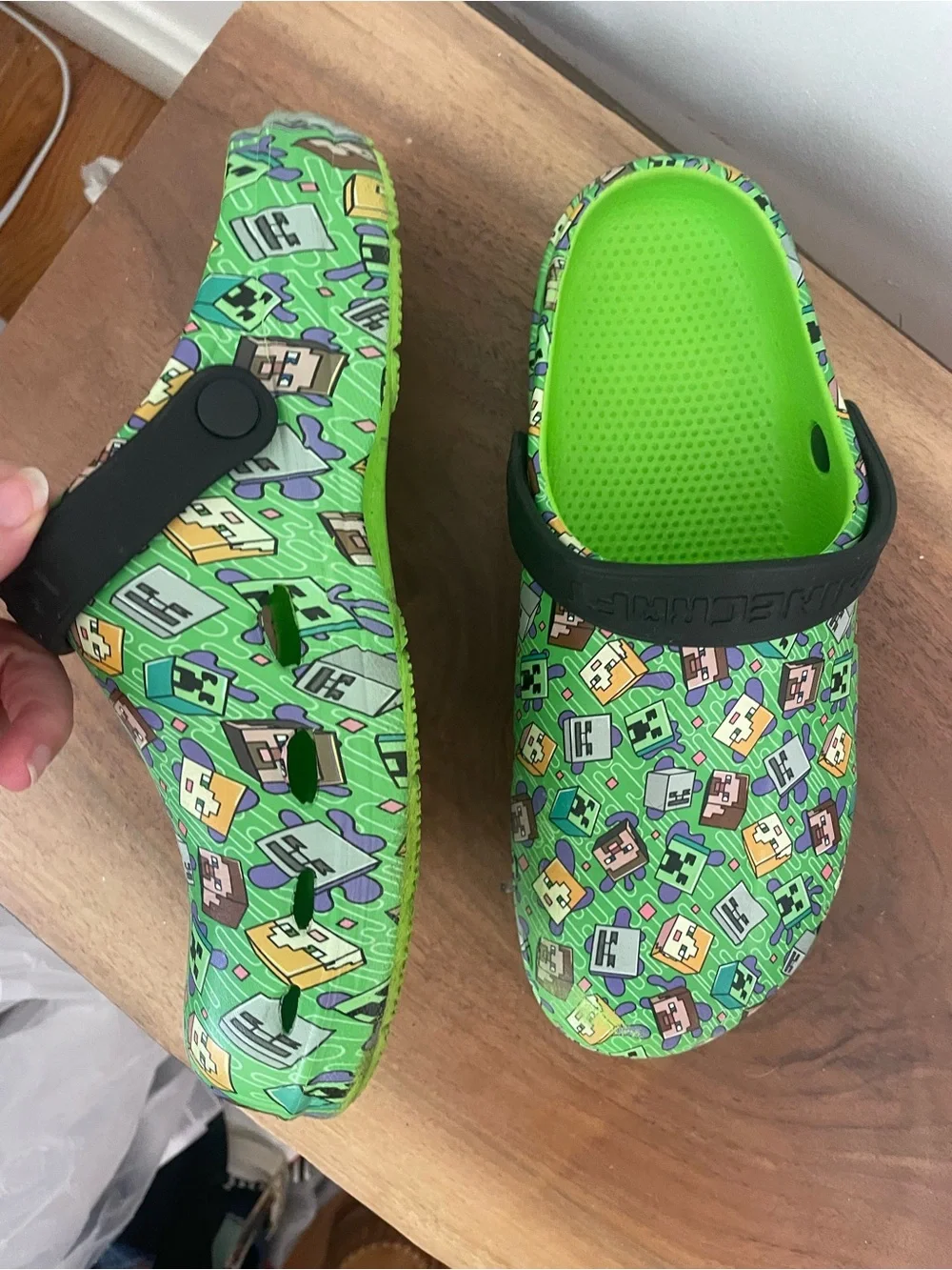 Minecraft preowned slight